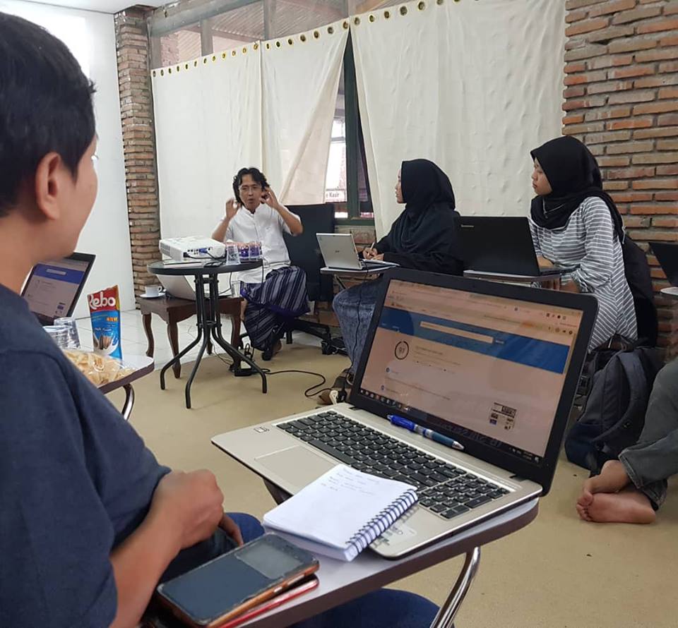 belajar Bisnis Modal Kecil Usaha Rumahan