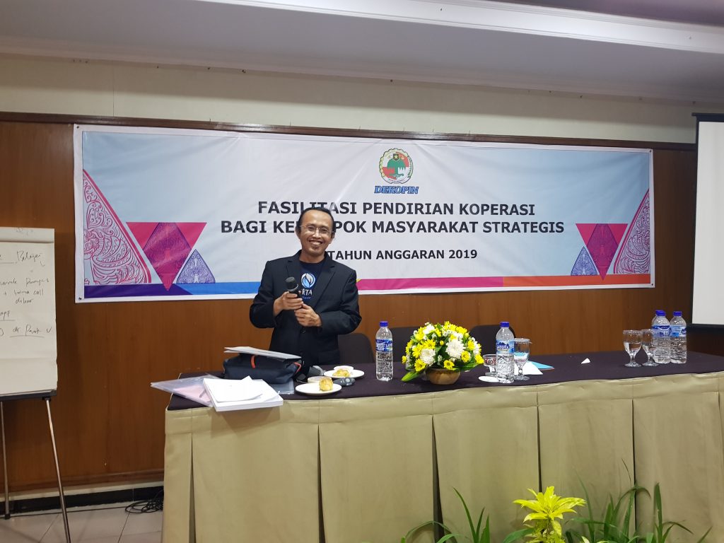 Pelatihan Digital Marketing UMKM 2 Pelatihan Digital Marketing UMKM 1
